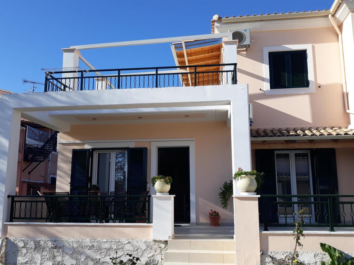 Elli Corfu *